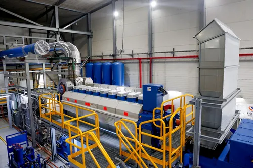 
          Imagem ilustrativa da imagem Suape Energia conclui implantação de primeiro motor térmico movido a etanol
          