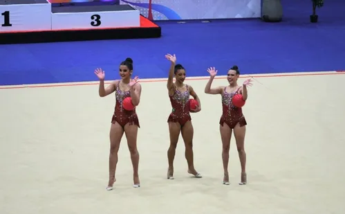 
          Imagem ilustrativa da imagem Trio capixaba de Ginástica Rítmica conquista ouro para o Brasil
          