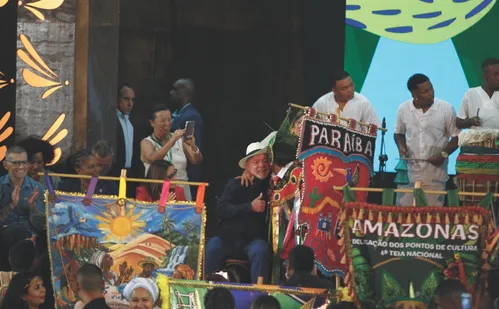 
          Imagem ilustrativa da imagem Trump, celulares, eleição, Flávio Bolsonaro: o que disse Lula em visita ao ES
          