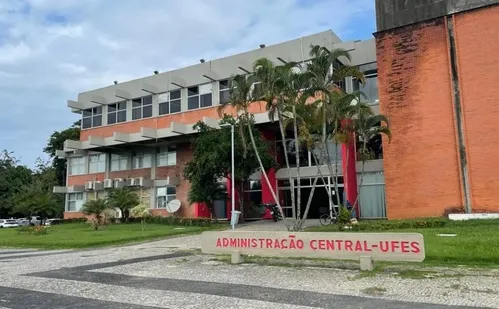 
          Imagem ilustrativa da imagem Ufes aprova cotas para pessoas trans na graduação presencial
          