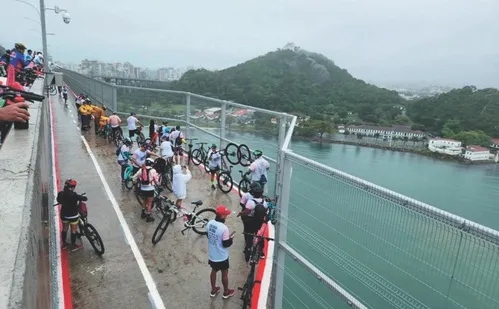 
          Imagem ilustrativa da imagem Uso de bike elétrica fora da Ciclovia da Vida pode ser crime
          
