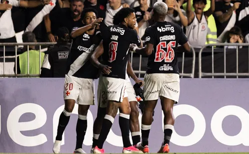 
          Imagem ilustrativa da imagem Vasco tem "decisão" contra o Santos em São Januário pelo Brasileirão
          