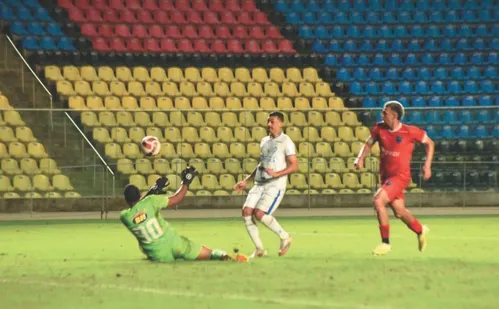 
          Imagem ilustrativa da imagem Vitória e Vilavelhense empatam em jogo agitado na Copa ES
          