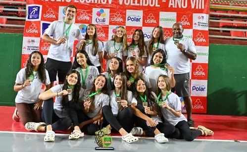 
          Imagem ilustrativa da imagem Vôlei capixaba: CT do Lori é campeão da Copa Usipa Sub-15 2026
          