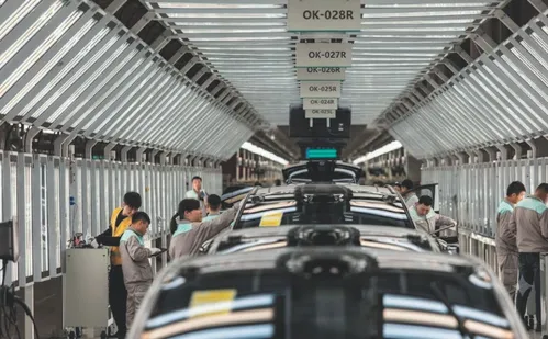 
          Imagem ilustrativa da imagem Volks anuncia que vai tirar de linha metade dos carros
          