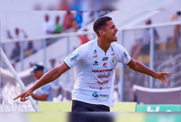 Imagem ilustrativa da imagem Atacante Alex Bruno volta a ficar na mira do Sport