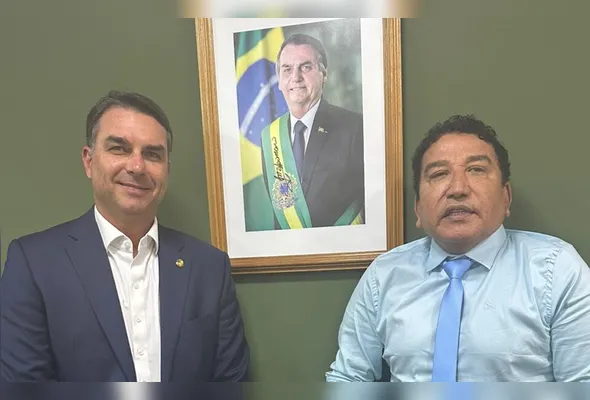 Flávio Bolsonaro e Magno Malta