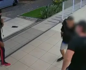 Imagem ilustrativa da imagem Aluno é assaltado na frente de academia em Boa Viagem