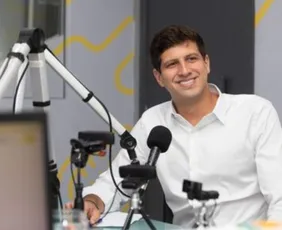Imagem ilustrativa da imagem João Campos promete zerar IPVA de motoristas de app em 2027