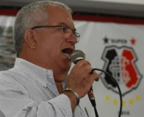 Imagem ilustrativa da imagem Morre Edinho, ex-presidente do Santa Cruz, ao 82 anos