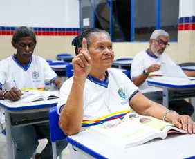 Imagem ilustrativa da imagem Pernambuco abre matrículas da EJA para o segundo semestre de 2026