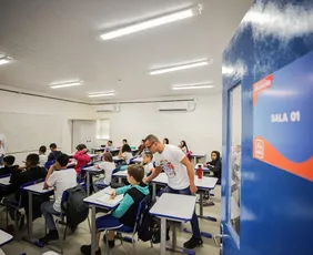 Imagem ilustrativa da imagem Recife abre seleção simplificada com 60 vagas para professores da rede municipal