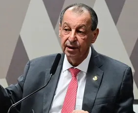 Imagem ilustrativa da imagem Relator da CCJ rejeita emendas da oposição que buscavam manter 6x1