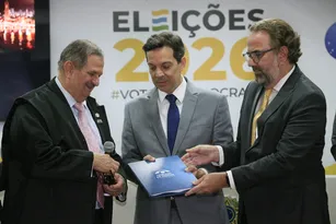 Imagem ilustrativa da imagem Gestores com contas rejeitadas têm nomes enviados à Justiça Eleitoral
