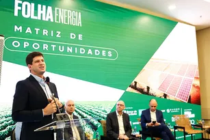 Imagem ilustrativa da imagem "Pernambuco precisa reivindicar o domínio da Transnordestina", diz João Campos