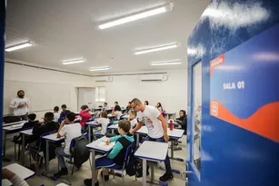 Imagem ilustrativa da imagem Recife abre seleção simplificada com 60 vagas para professores da rede municipal