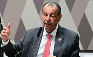 Imagem ilustrativa da imagem Relator da CCJ rejeita emendas da oposição que buscavam manter 6x1