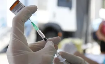 Imagem ilustrativa da imagem Recife oferece 169 postos para atualização de vacinas neste sábado (22)