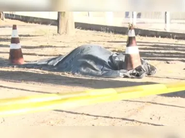 Homem realizava transporte do mel para outros municípios; material foi apreendido