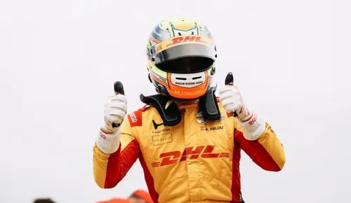 
          Imagem ilustrativa da imagem Álex Palou é pentacampeão da Fórmula Indy em Milwaukee
          