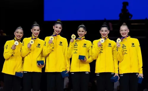 
          Imagem ilustrativa da imagem Brasil conquista seus  primeiros ouros na história do Mundial de ginástica rítmica
          