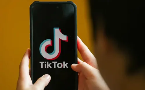 
          Imagem ilustrativa da imagem Brasil multa TikTok em R$ 153,7 mi por falhas em dados de adolescentes
          