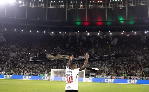 
          Imagem ilustrativa da imagem Brenner marca duas vezes e Vasco volta a eliminar o Fluminense na Copa do Brasil
          