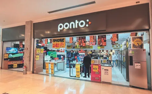 
          Imagem ilustrativa da imagem Casas Bahia fecha lojas no Shopping Vitória e Praia da Costa
          