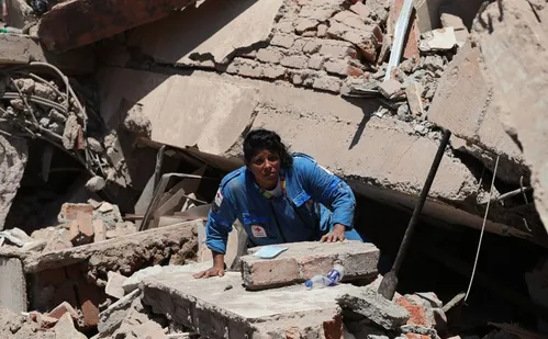 
          Imagem ilustrativa da imagem Colômbia declara 'estado de emergência' após terremoto com mais de 100 mortos
          