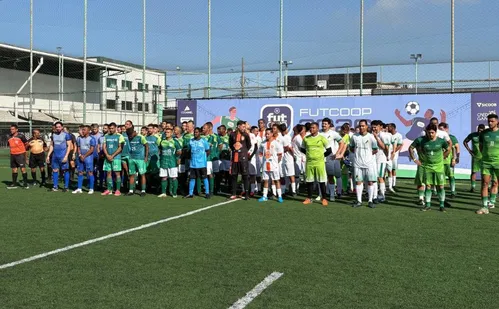 
          Imagem ilustrativa da imagem Cooperativas capixabas se unem em torneio que vai além do futebol
          