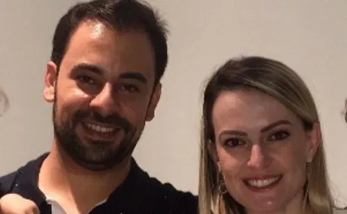
          Imagem ilustrativa da imagem Corintiano que matou esposa palmeirense é condenado a 13 anos de prisão em SP
          
