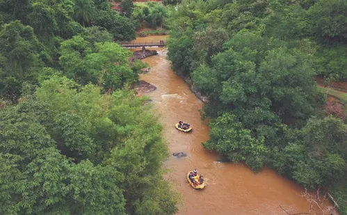 
          Imagem ilustrativa da imagem Diversão e adrenalina no Rio Jucu em Domingos Martins
          