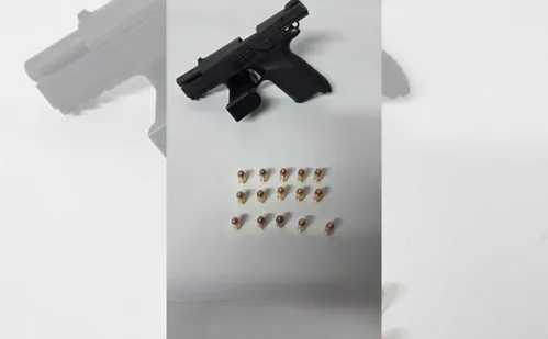 
          Imagem ilustrativa da imagem Dois homens investigados por homicídio qualificado são presos em Aracruz
          