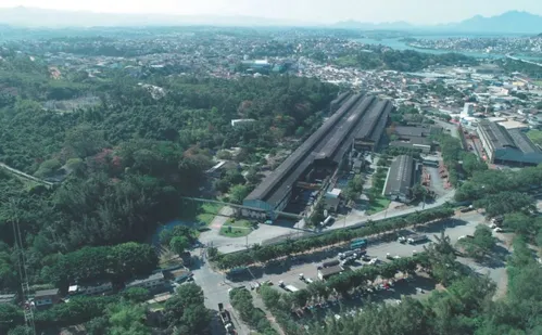 
          Imagem ilustrativa da imagem Estaleiro, mineradora, metalúrgica e novo porto abrem vagas no ES
          