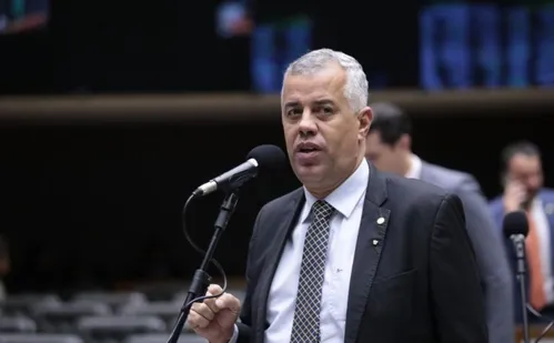 
          Imagem ilustrativa da imagem Evair será confirmado candidato ao Senado na convenção do PL
          