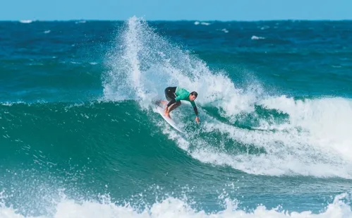 
          Imagem ilustrativa da imagem Guarapari recebe etapa da WSL e Campeonato Brasileiro de Bodyboarding
          