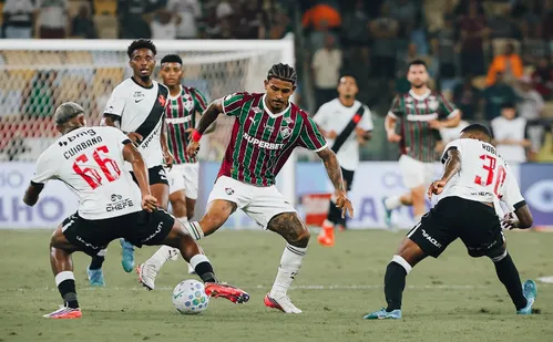 
          Imagem ilustrativa da imagem John Kennedy rompe ligamento do joelho e só volta ao Fluminense em 2027
          