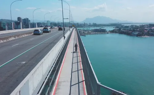 
          Imagem ilustrativa da imagem Mais de 500 mil bicicletas já passaram pela ciclovia da Terceira Ponte este ano
          
