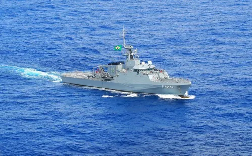
          Imagem ilustrativa da imagem Marinha do Brasil abre visitação gratuita a Navio de Guerra em Vitória
          