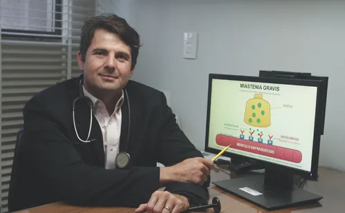 
          Imagem ilustrativa da imagem Médicos explicam doença que atingiu Alex Escobar
          