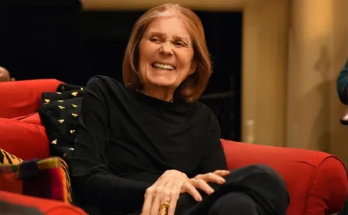
          Imagem ilustrativa da imagem Morre Gloria Steinem, jornalista e pioneira do feminismo, aos 92 anos
          
