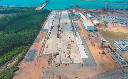
          Imagem ilustrativa da imagem Novo porto em Aracruz começa a funcionar em 2027 e vai abrir 300 empregos
          