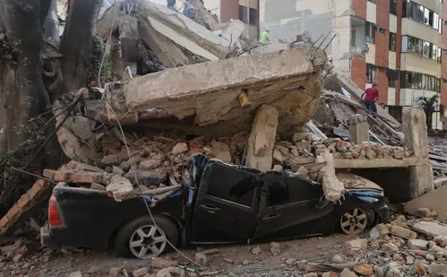 
          Imagem ilustrativa da imagem Número de mortos em terremoto na Colômbia sobe para 224
          