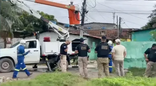 
          Imagem ilustrativa da imagem Operação policial mira câmeras e Wi-Fi clandestinos usados por tráfico em Olinda
          
