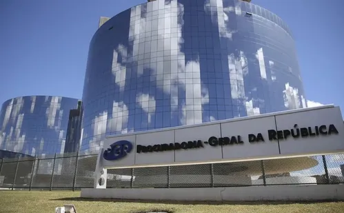 
          Imagem ilustrativa da imagem PGR deve se manifestar sobre supostas conversas entre Vorcaro e Moraes
          