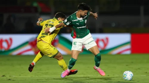 
          Imagem ilustrativa da imagem Palmeiras decepciona, empata com o Mirassol e vê Flamengo mais perto no Brasileirão
          