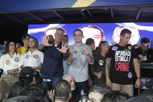 
          Imagem ilustrativa da imagem Pazolini aponta: decisão sobre coligação está nas mãos do PSD
          