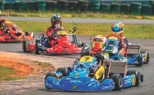 
          Imagem ilustrativa da imagem Piloto capixaba participa do Troféu Ayrton Senna de Kart em São Paulo
          