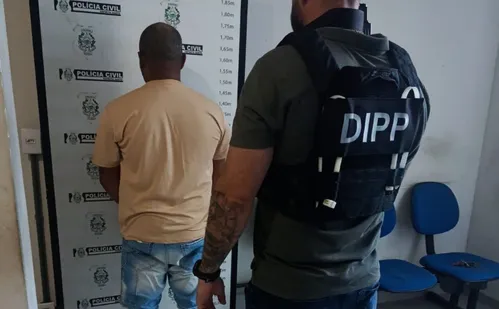 
          Imagem ilustrativa da imagem Polícia Penal do ES prende foragido da Justiça de MG em São Mateus
          