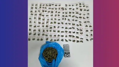 
          Imagem ilustrativa da imagem Polícia apreende drogas e detém envolvidos no bairro de Paratibe
          